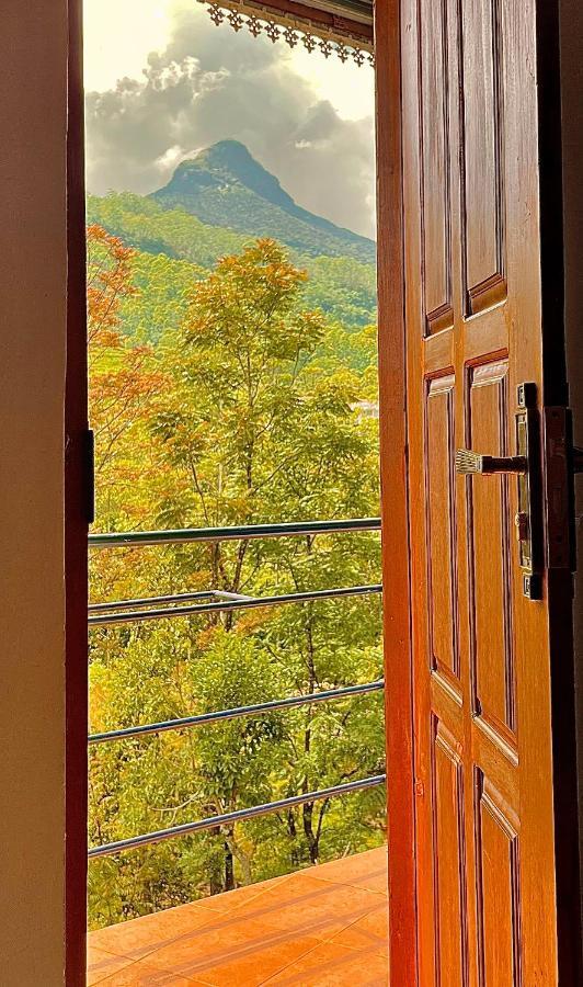 Grand Adamspeak Hotel Nallathanniya Екстериор снимка