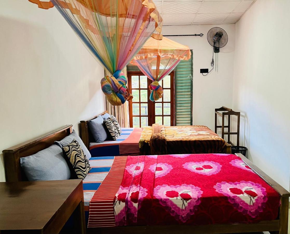 Grand Adamspeak Hotel Nallathanniya Екстериор снимка