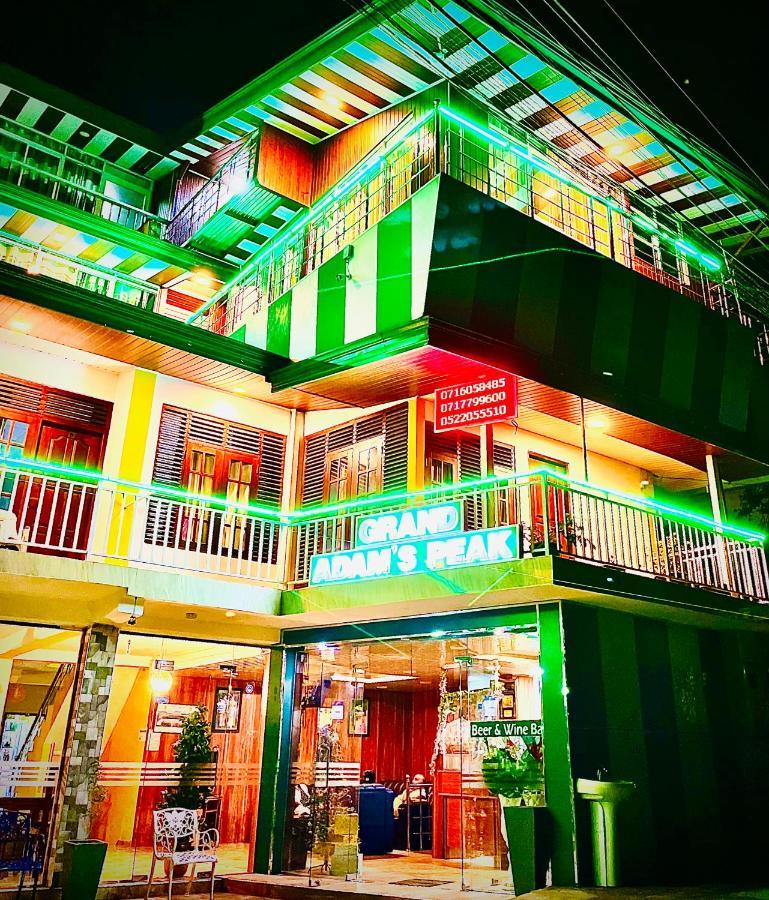 Grand Adamspeak Hotel Nallathanniya Екстериор снимка