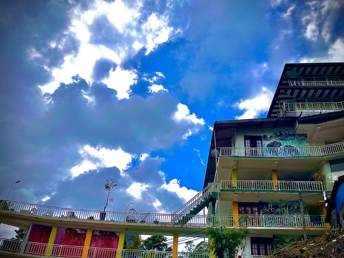 Grand Adamspeak Hotel Nallathanniya Екстериор снимка
