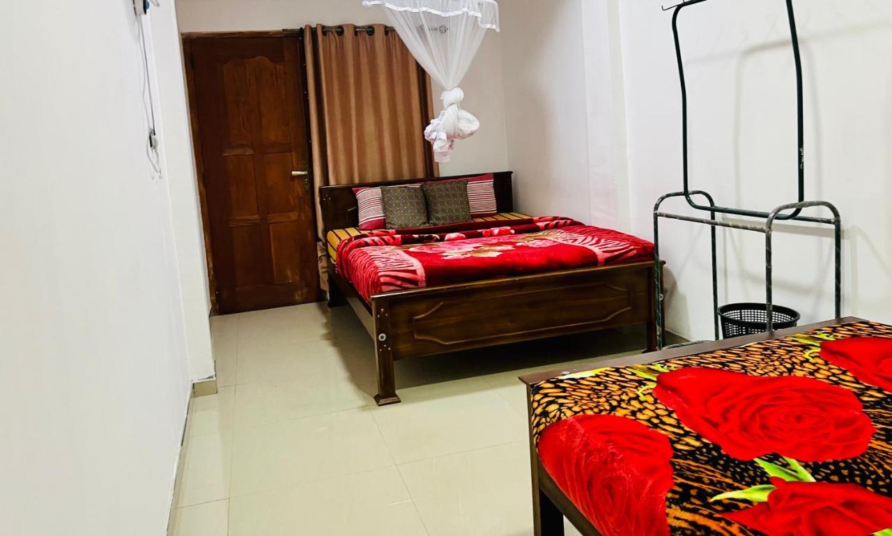Grand Adamspeak Hotel Nallathanniya Екстериор снимка