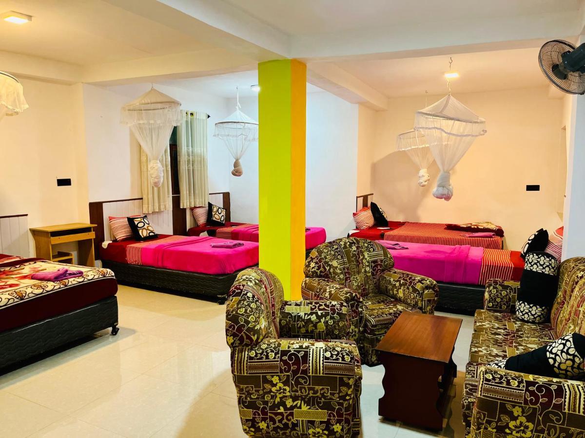 Grand Adamspeak Hotel Nallathanniya Екстериор снимка